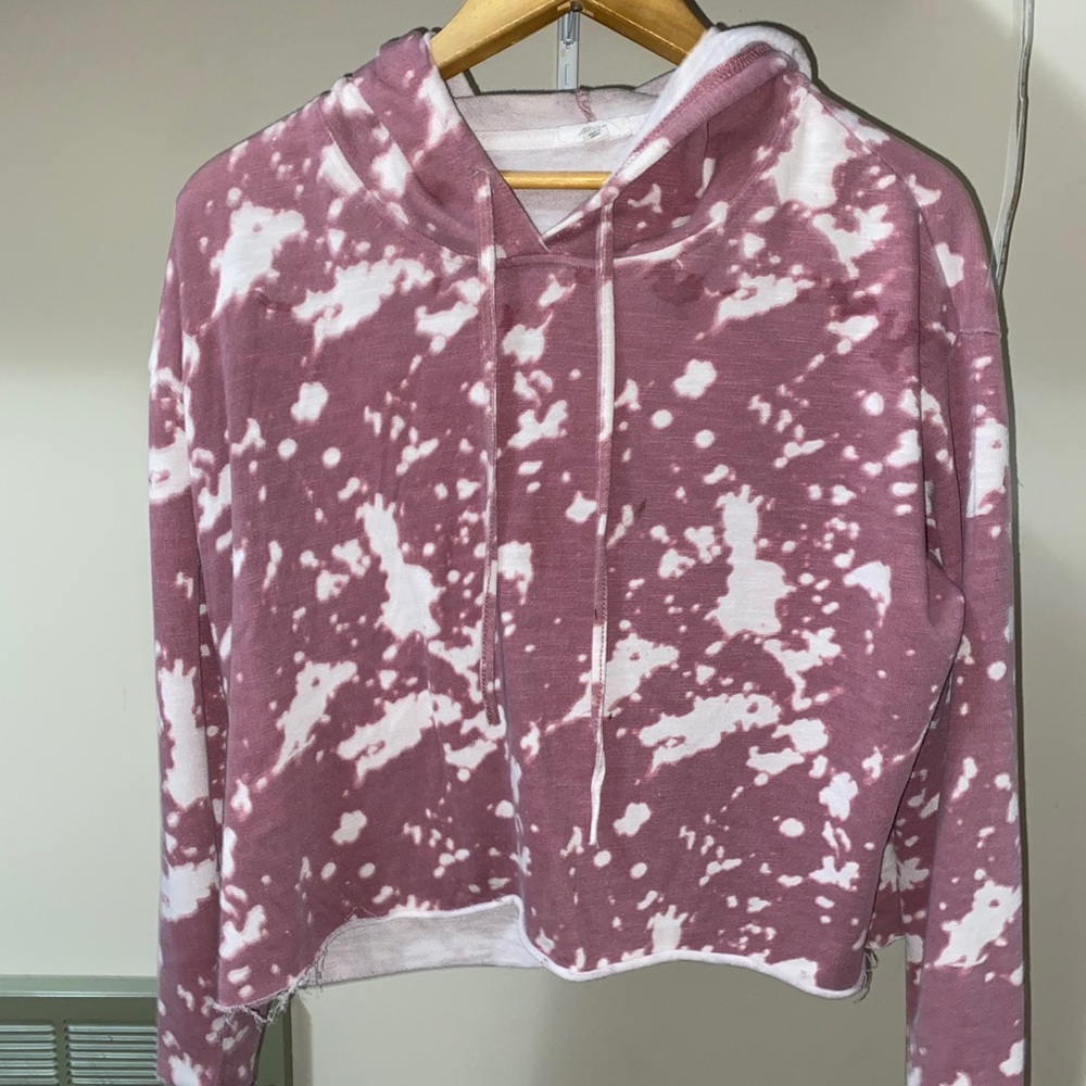 Long sleeve crop hoddie/sweater with hood. Size S